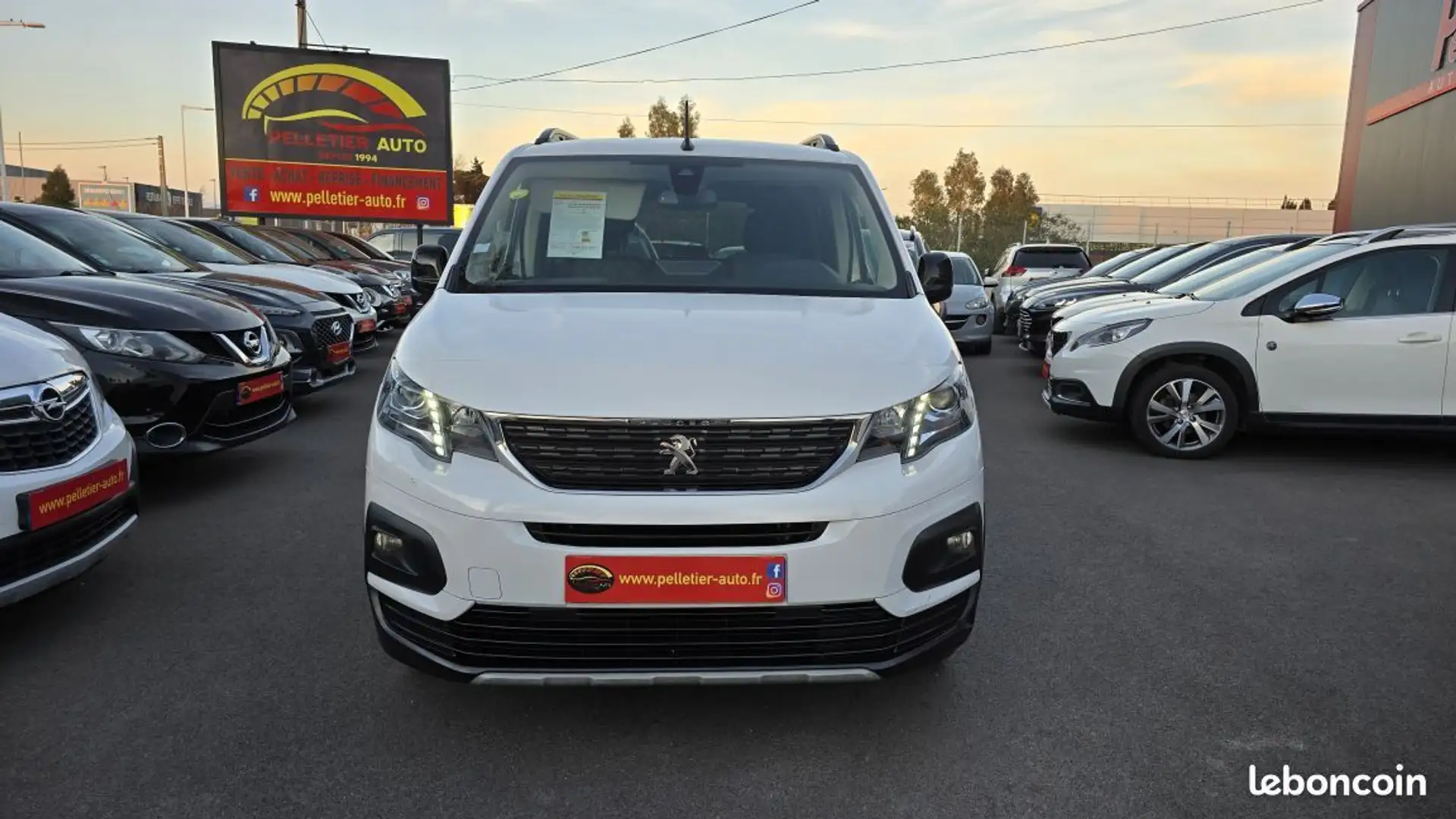 Peugeot Rifter Standard BlueHDi 100 SetS BVM6 5pl Active Pack Bílá - 2
