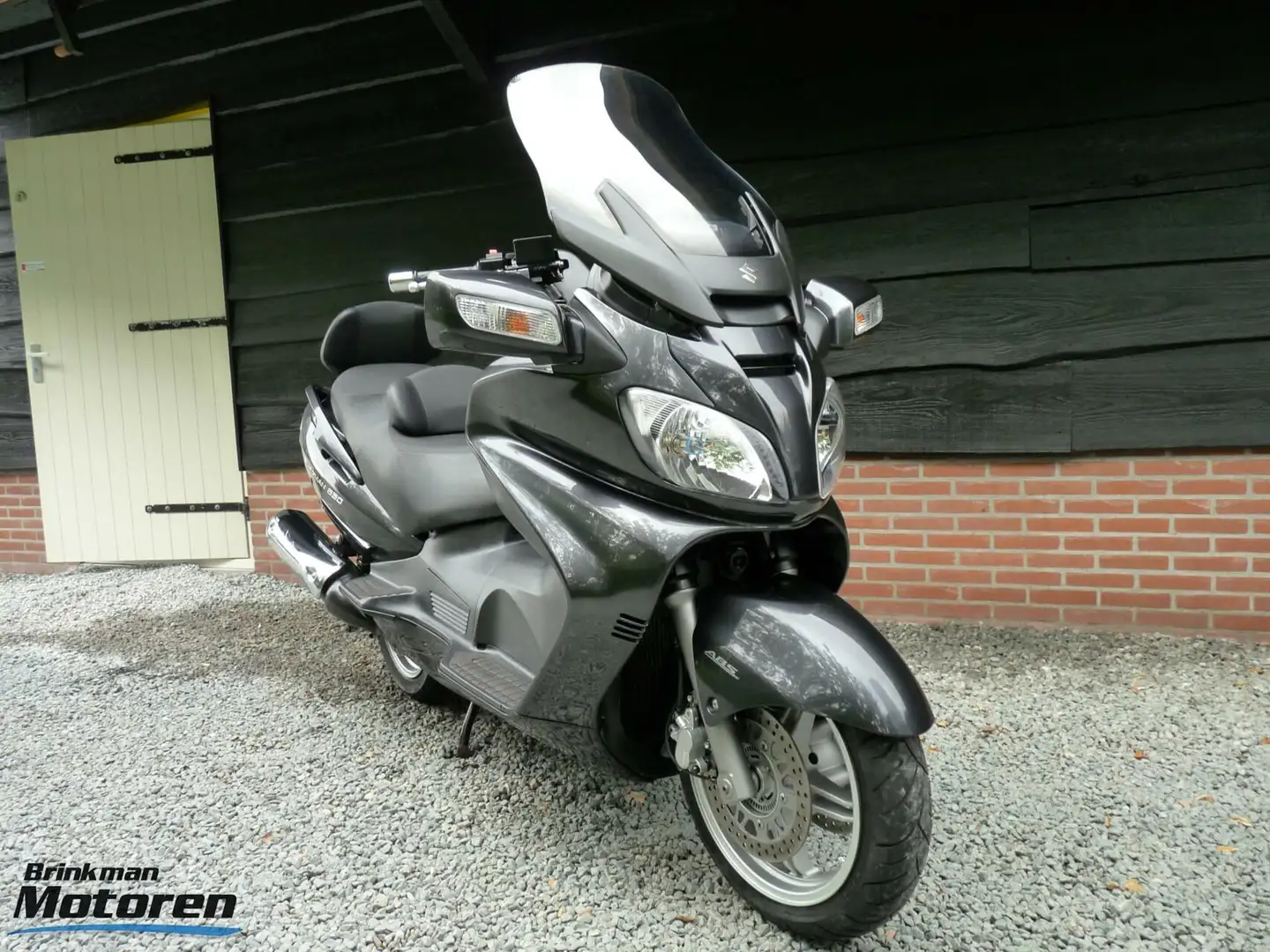Suzuki Burgman 650 AN Executive Zwart - 2