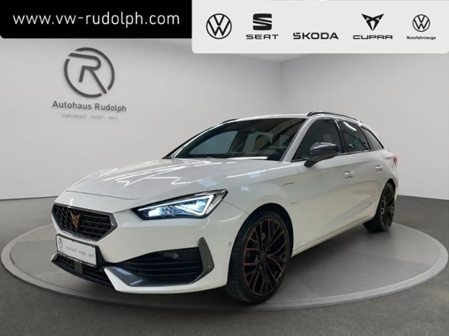 CUPRA Leon Sportstourer 1.4 eHybrid DSG VZ Cup Wit - 1