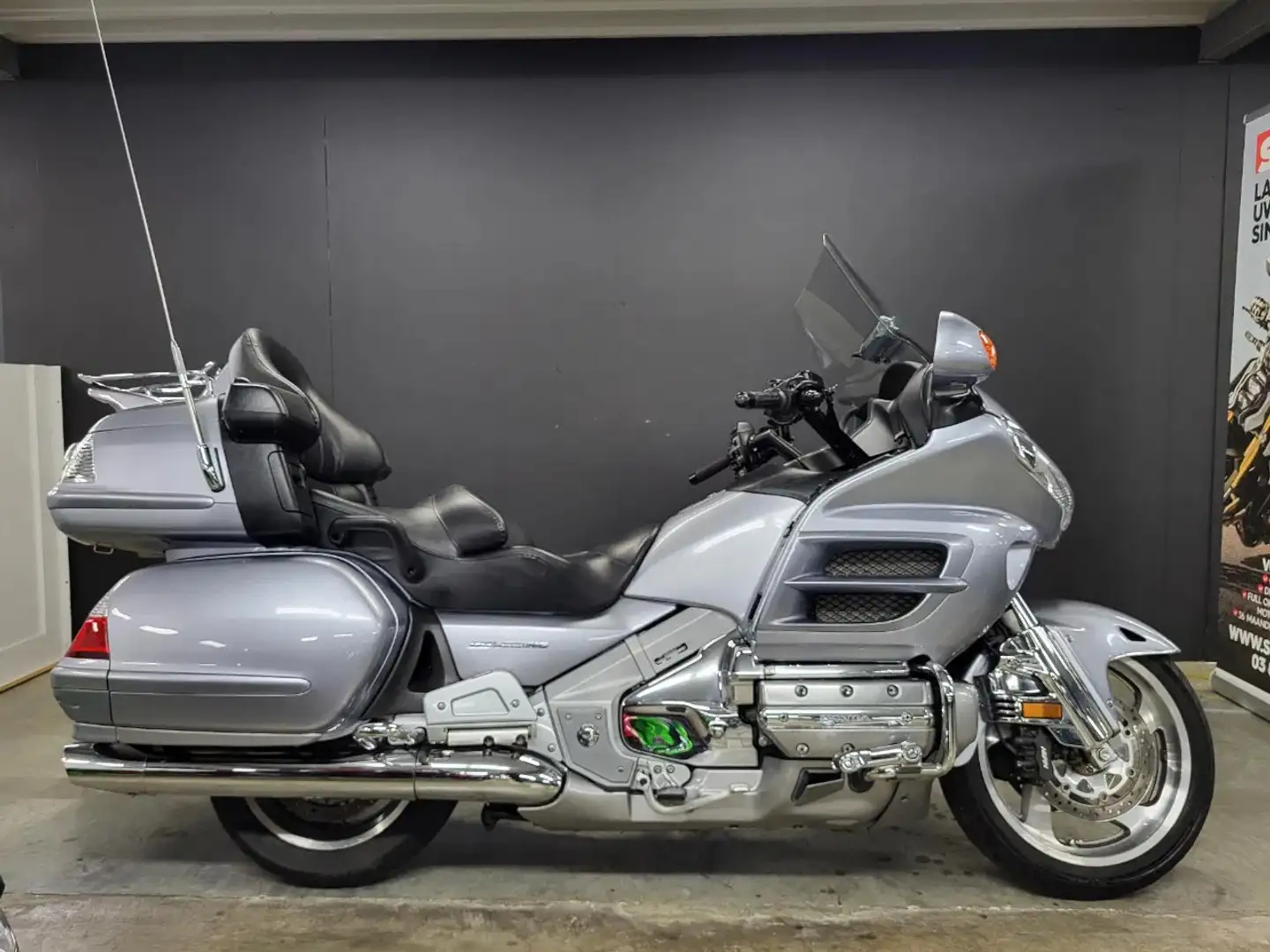 Honda GL 1800 Goldwing - 2