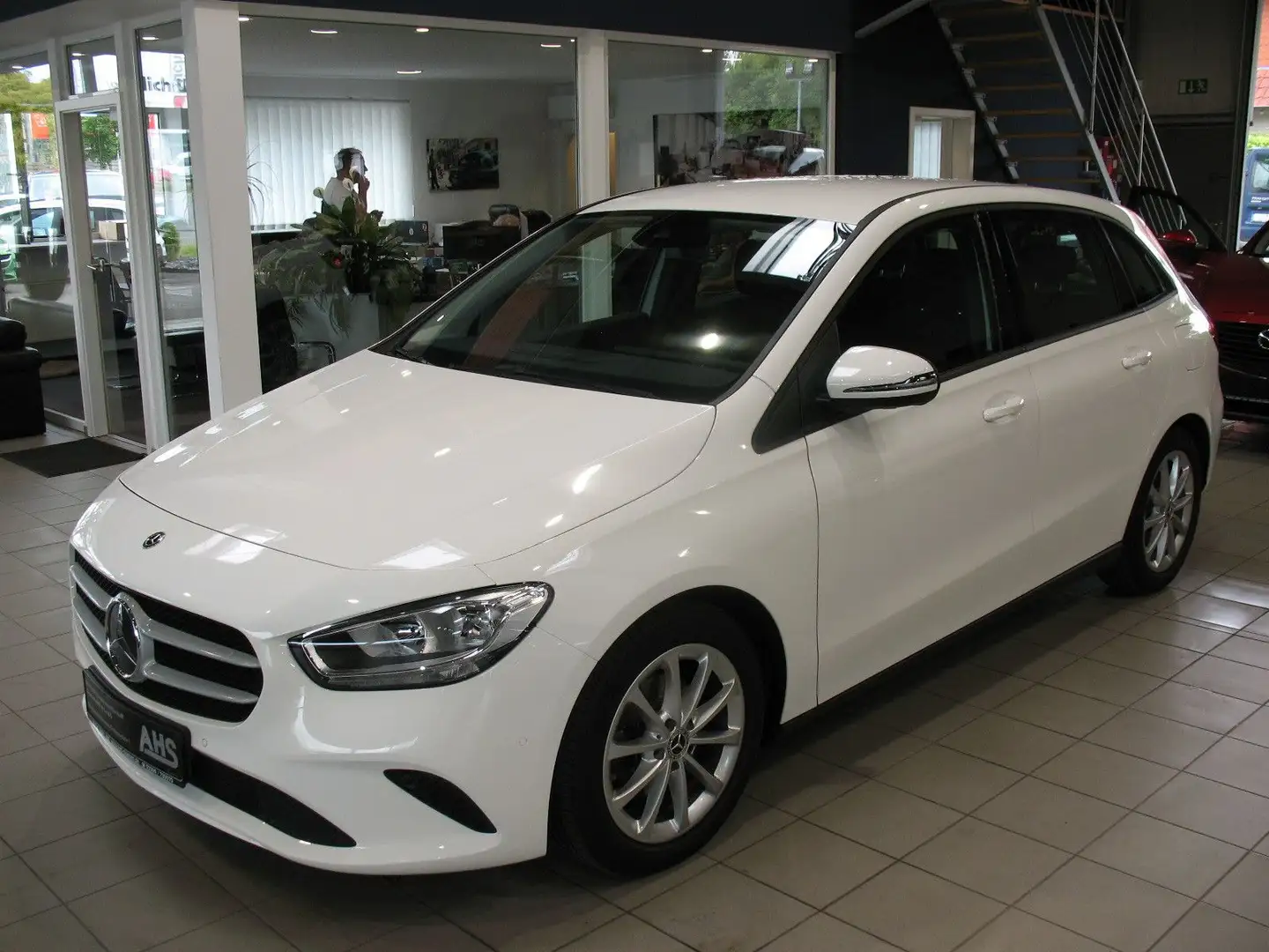 Mercedes-Benz B 180 7G-DCT *KLIMA*BLUETOOTH* Wit - 1