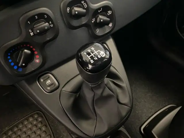 Fiat Panda view 12