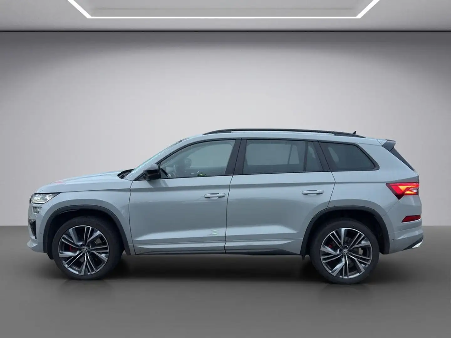 Skoda Kodiaq 2.0TSI DSG 4x4 RS AHK Grau - 2