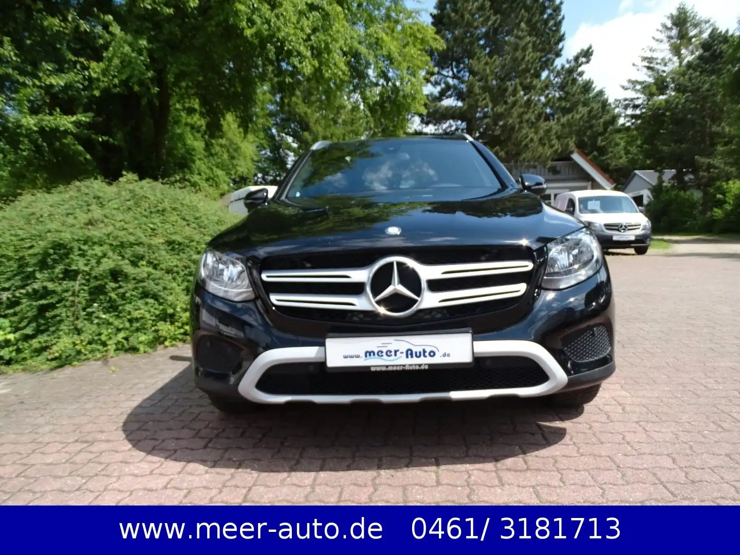 Mercedes-Benz GLC 220 d 4Matic AHK/Panoramadach/SHZ/GRA/RFK/GJR Schwarz - 2