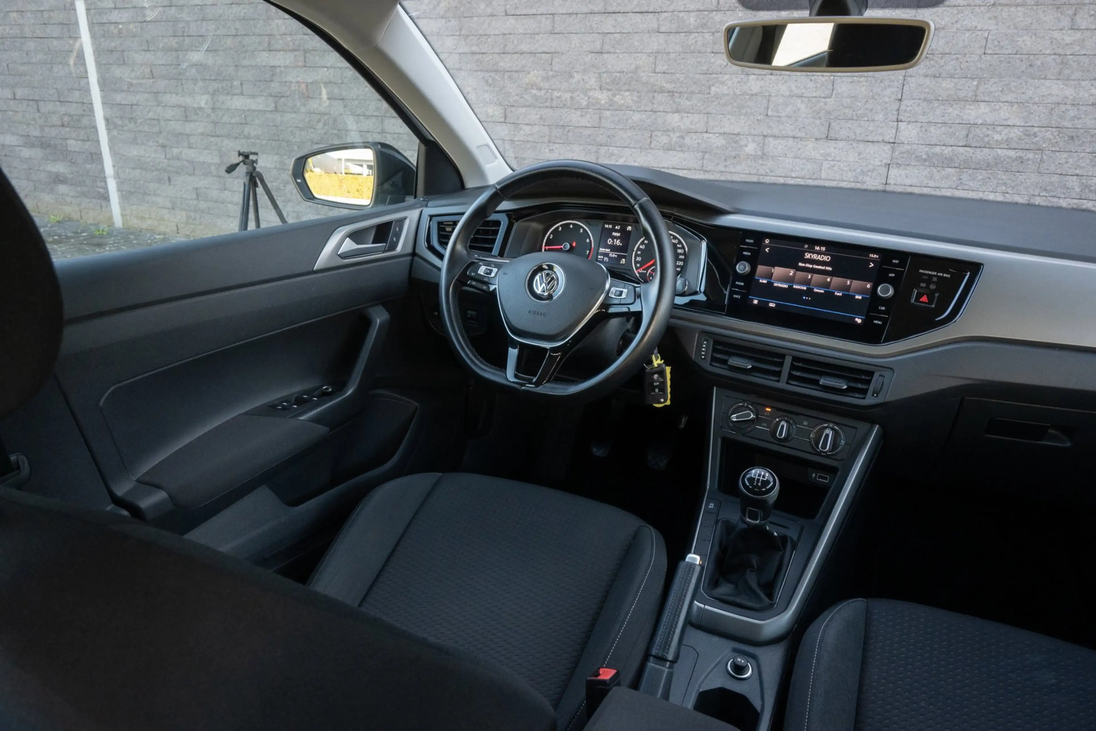 Volkswagen Polo 1.0 TSI Beats — photo 26