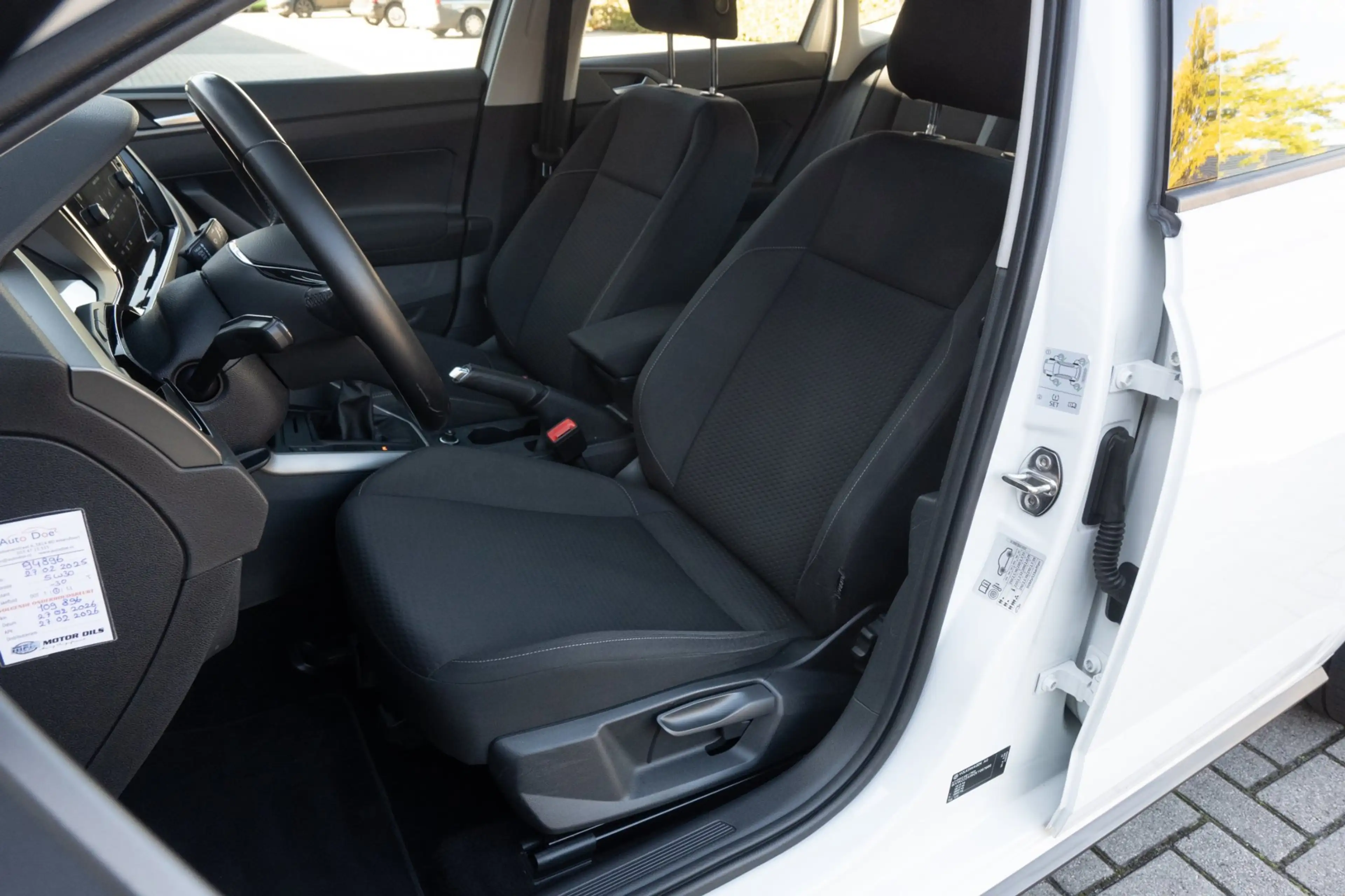 Volkswagen Polo 1.0 TSI Beats — photo 19