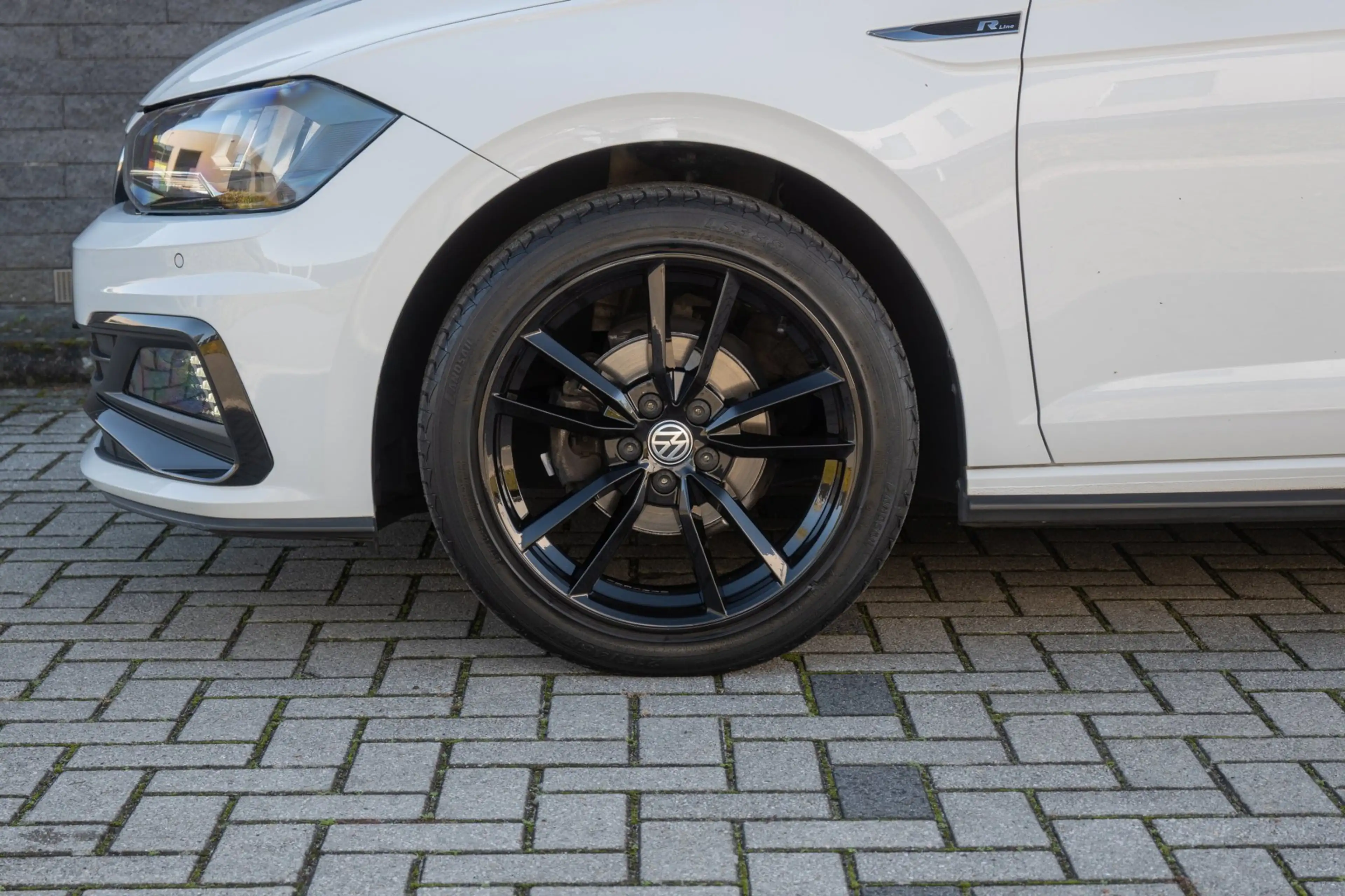 Volkswagen Polo 1.0 TSI Beats — photo 13