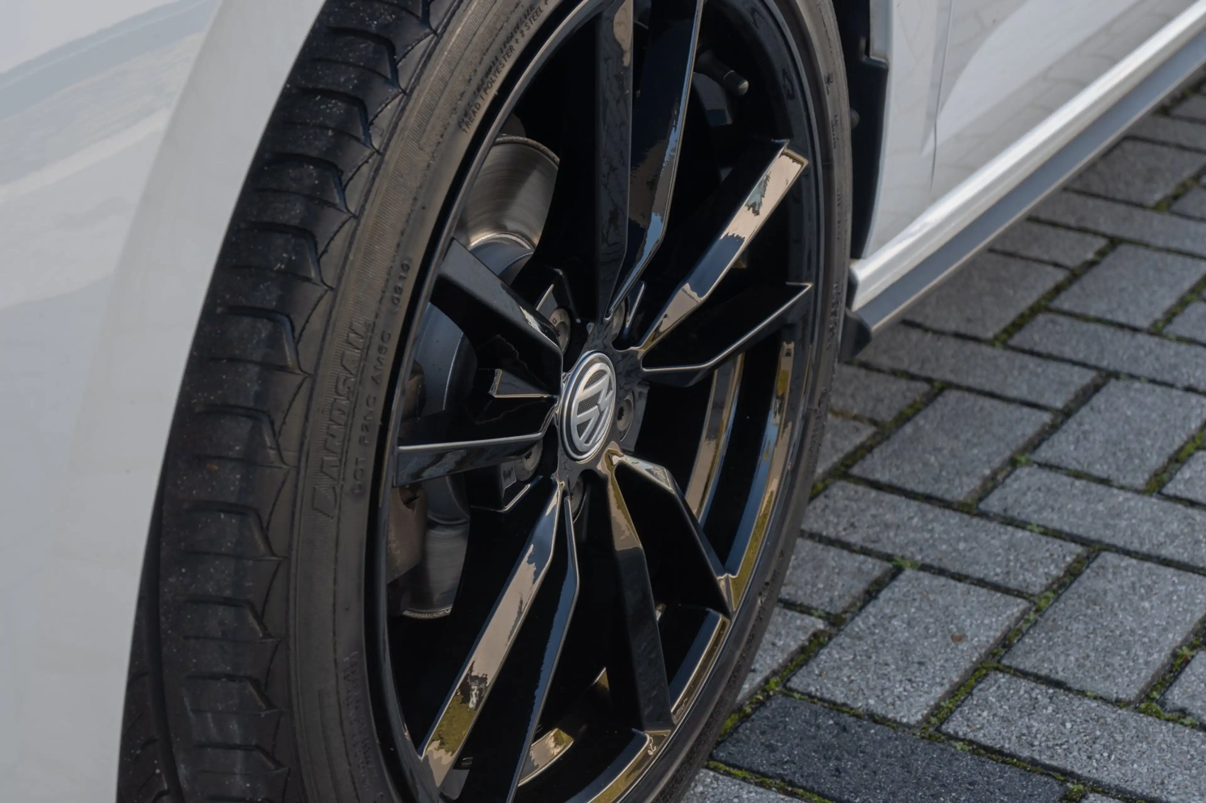 Volkswagen Polo 1.0 TSI Beats — photo 14