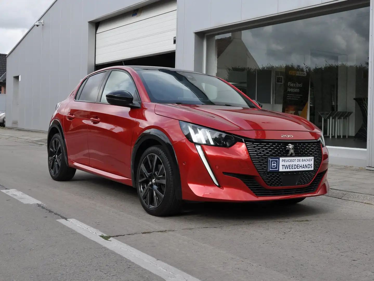 Peugeot 208 208 PureTech 130 EAT8 GT Pack Rood - 2