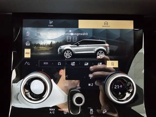 Land Rover Range Rover Evoque view 24