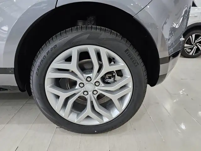 Land Rover Range Rover Evoque view 22