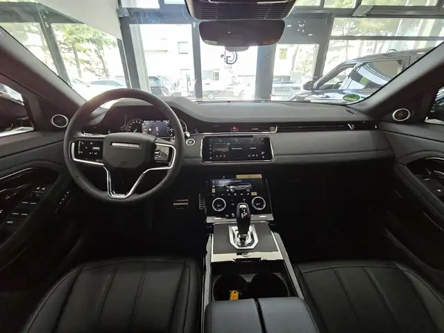 Land Rover Range Rover Evoque view 18