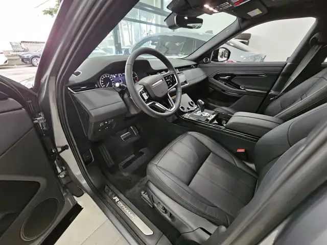 Land Rover Range Rover Evoque view 24
