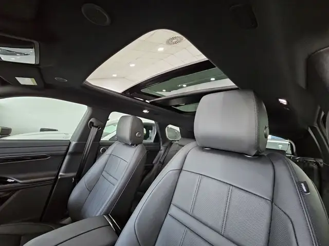 Land Rover Range Rover Evoque view 30