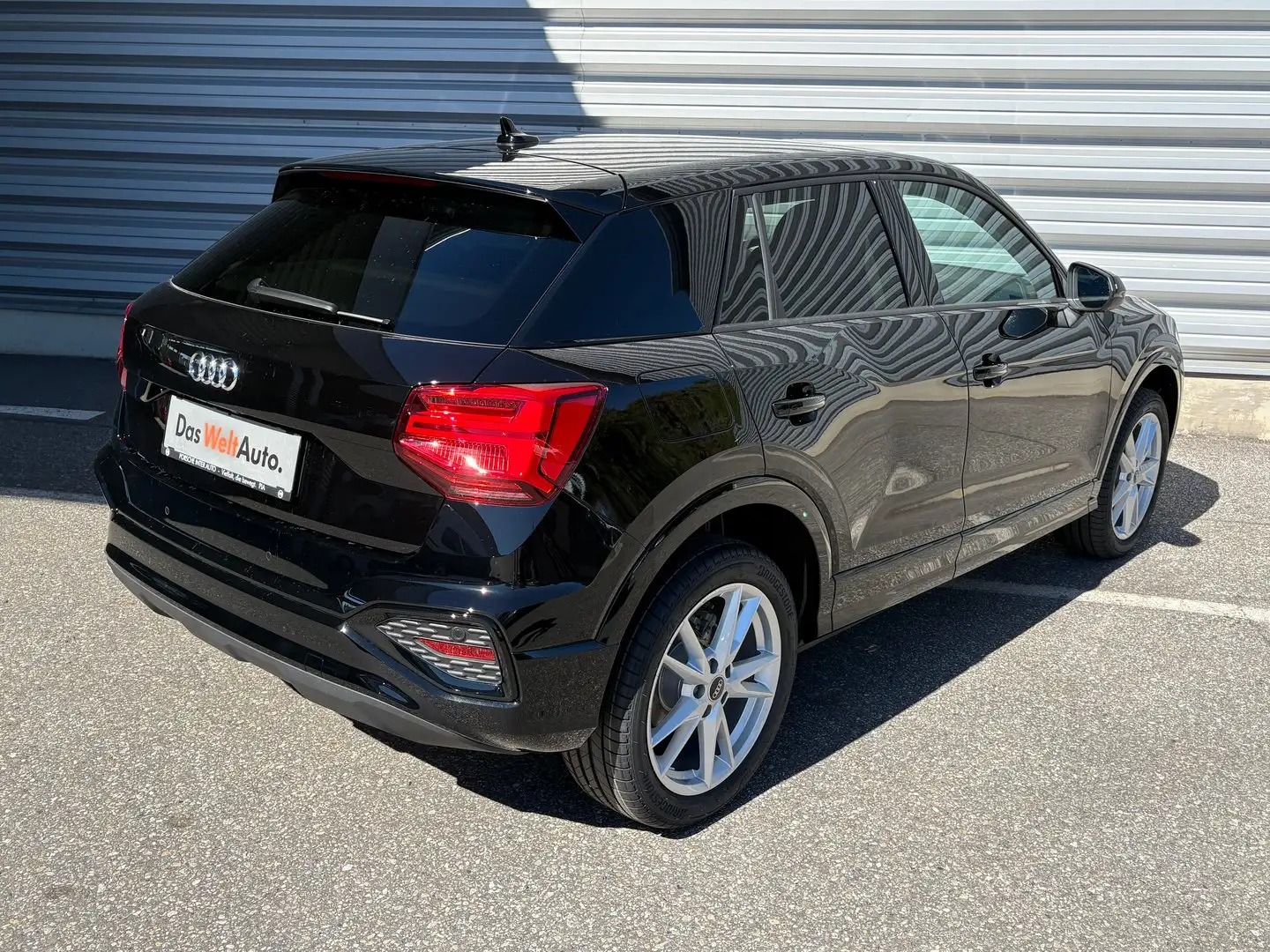 Audi Q2 30 TFSI admired Schwarz - 2