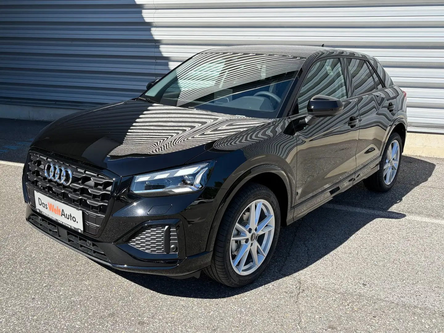 Audi Q2 30 TFSI admired Schwarz - 2