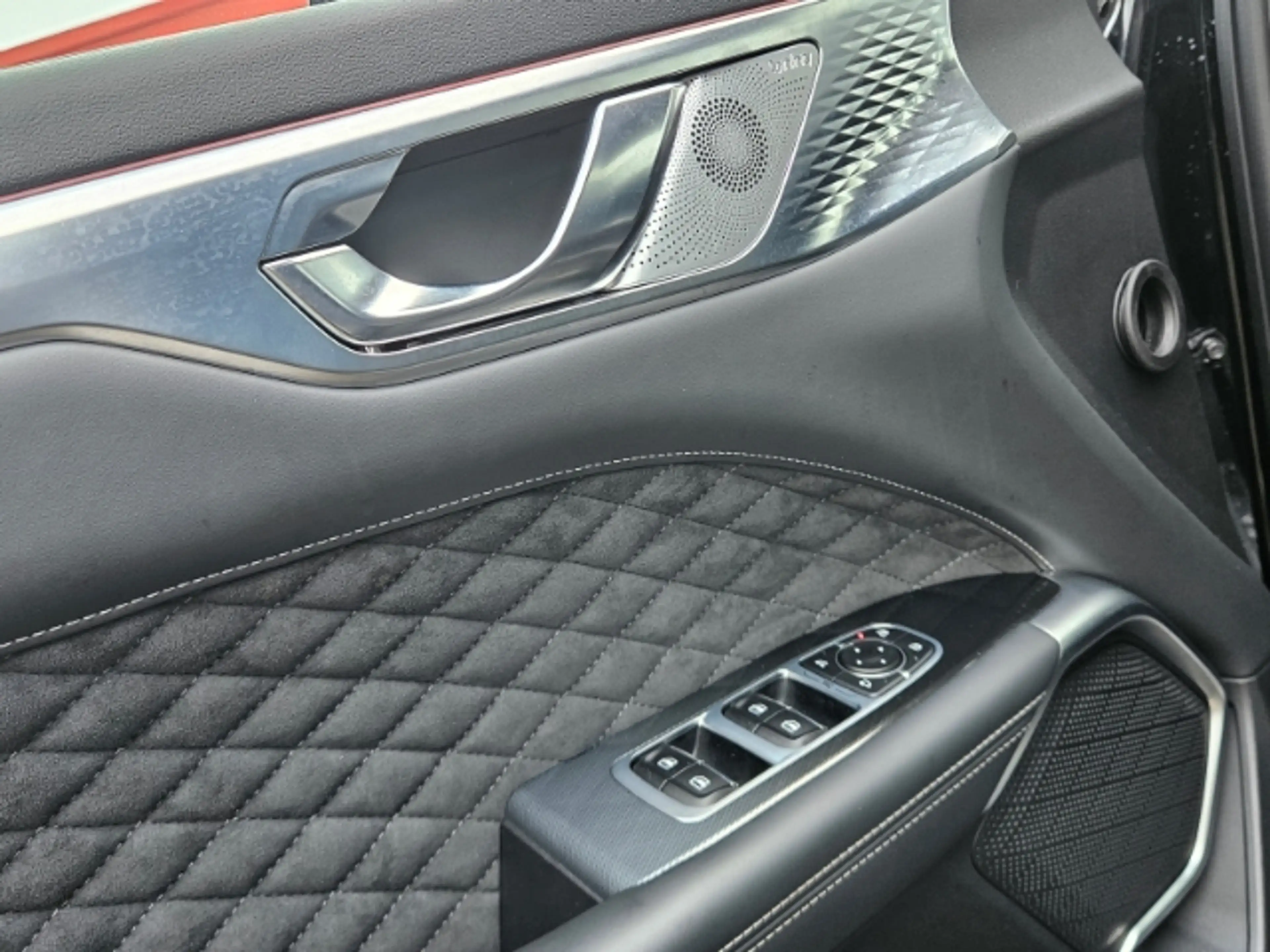GWM WEY 05 Luxury 2.0 AWD Sitzkomfortpaket Plug In Hybrid Pow — photo 15