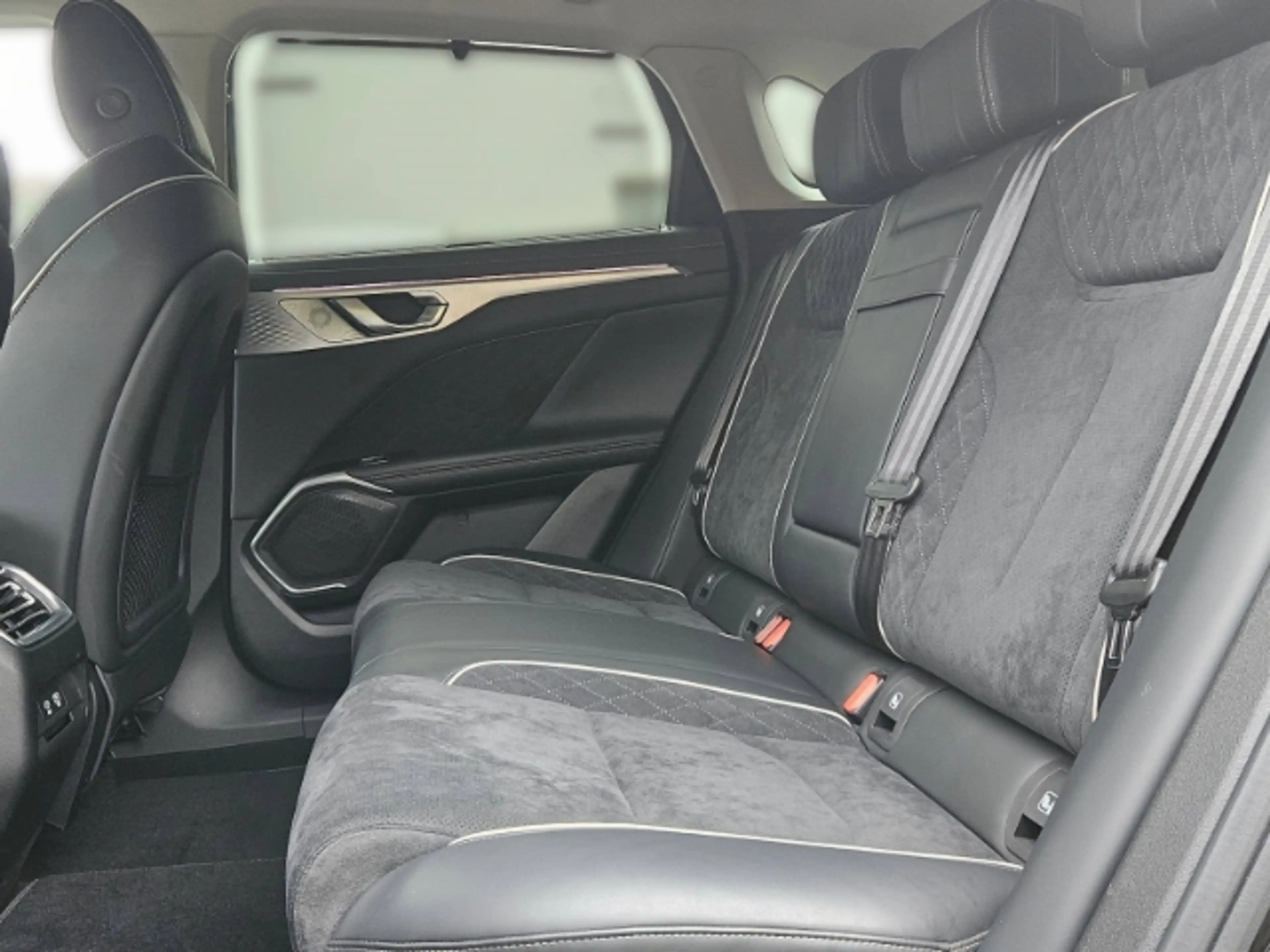 GWM WEY 05 Luxury 2.0 AWD Sitzkomfortpaket Plug In Hybrid Pow — photo 12