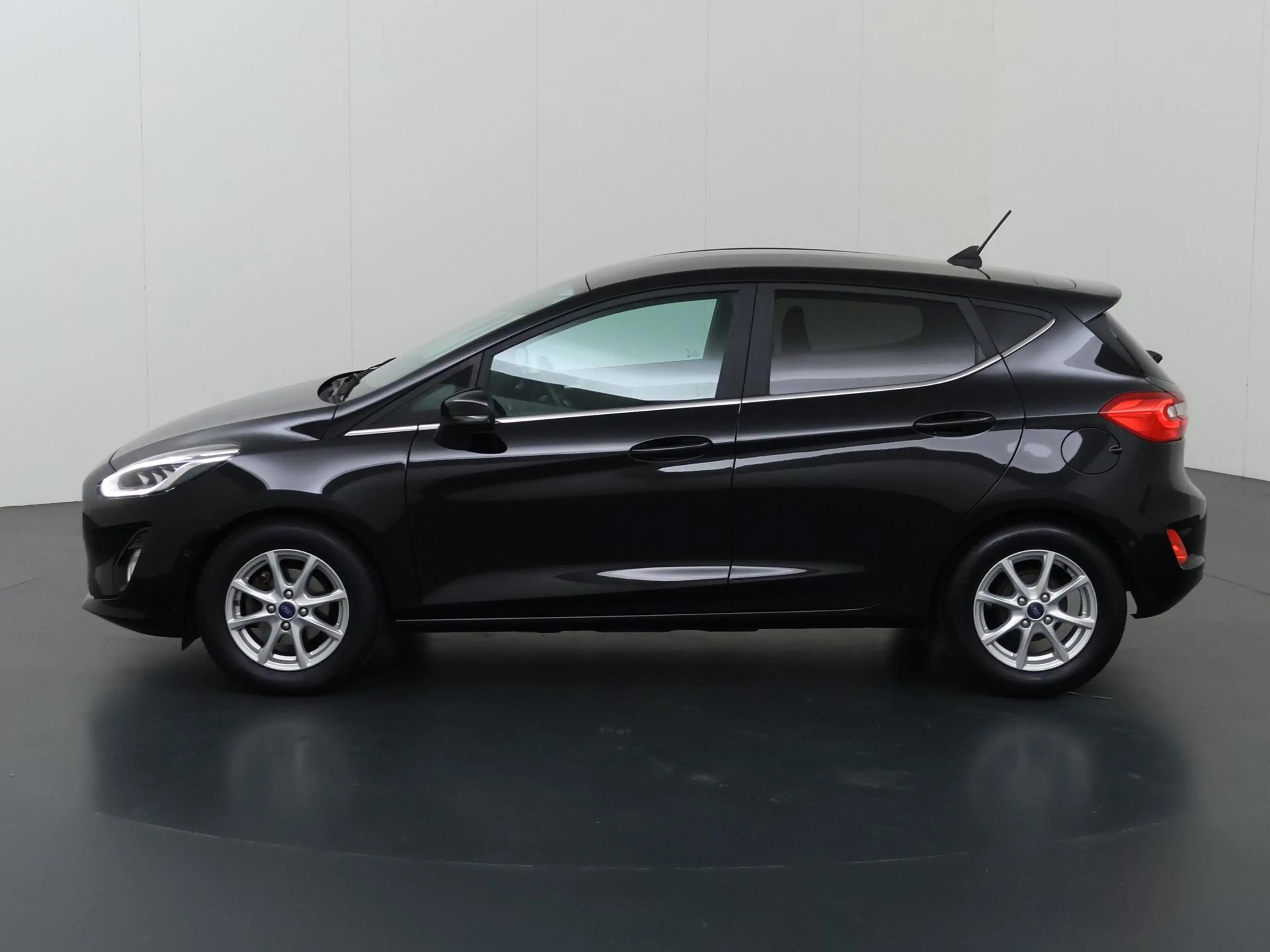 Ford Fiesta 1.0 EcoBoost Hybrid ST-Line X | Winterpakket | Cru — photo 5