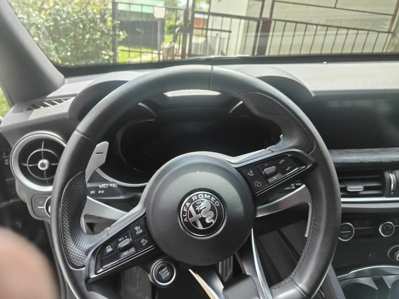 Alfa Romeo Stelvio 2023