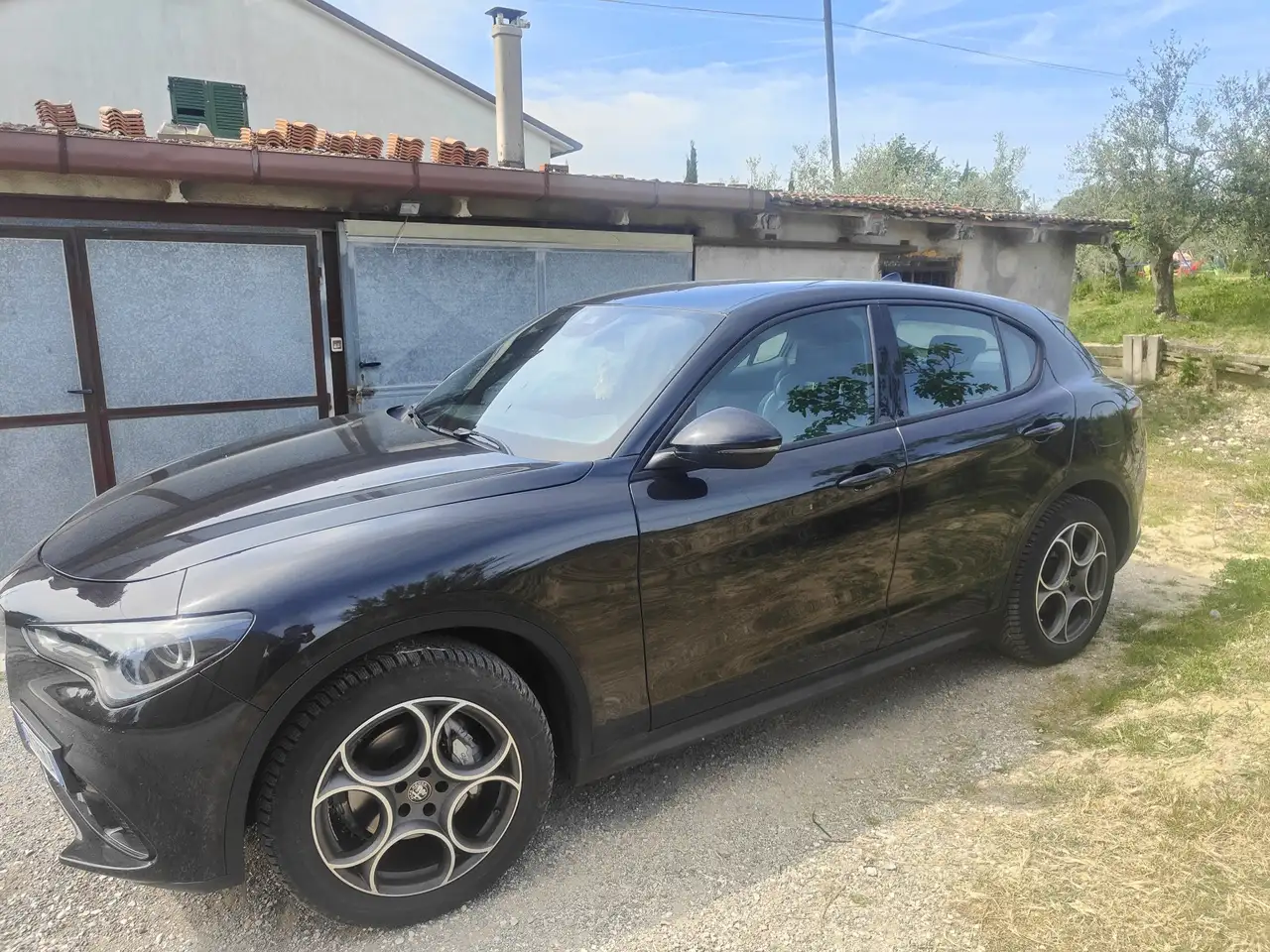 Alfa Romeo Stelvio 2023