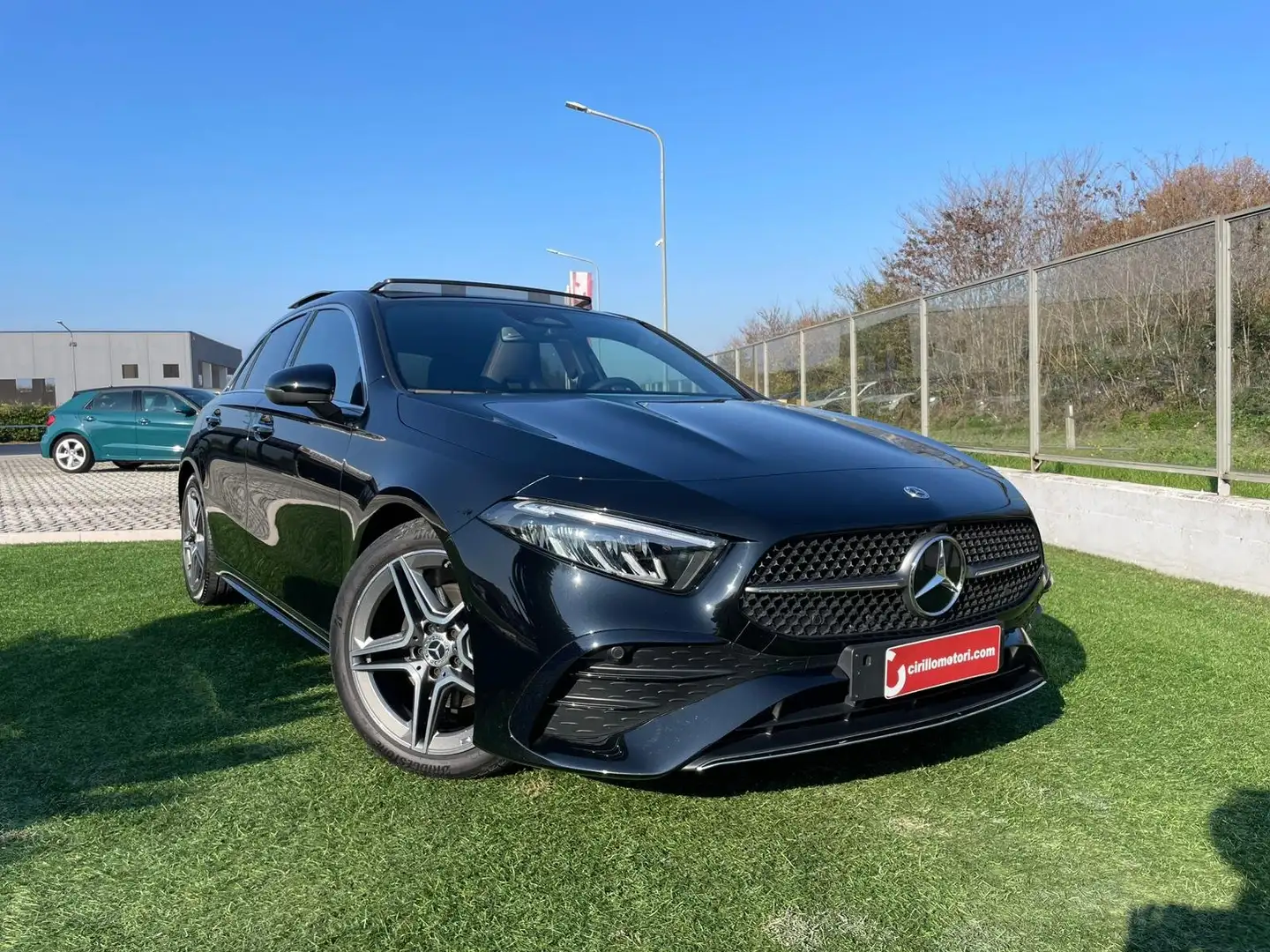 Mercedes-Benz A 180 A 180 d AMG Line Premium auto Nero - 1