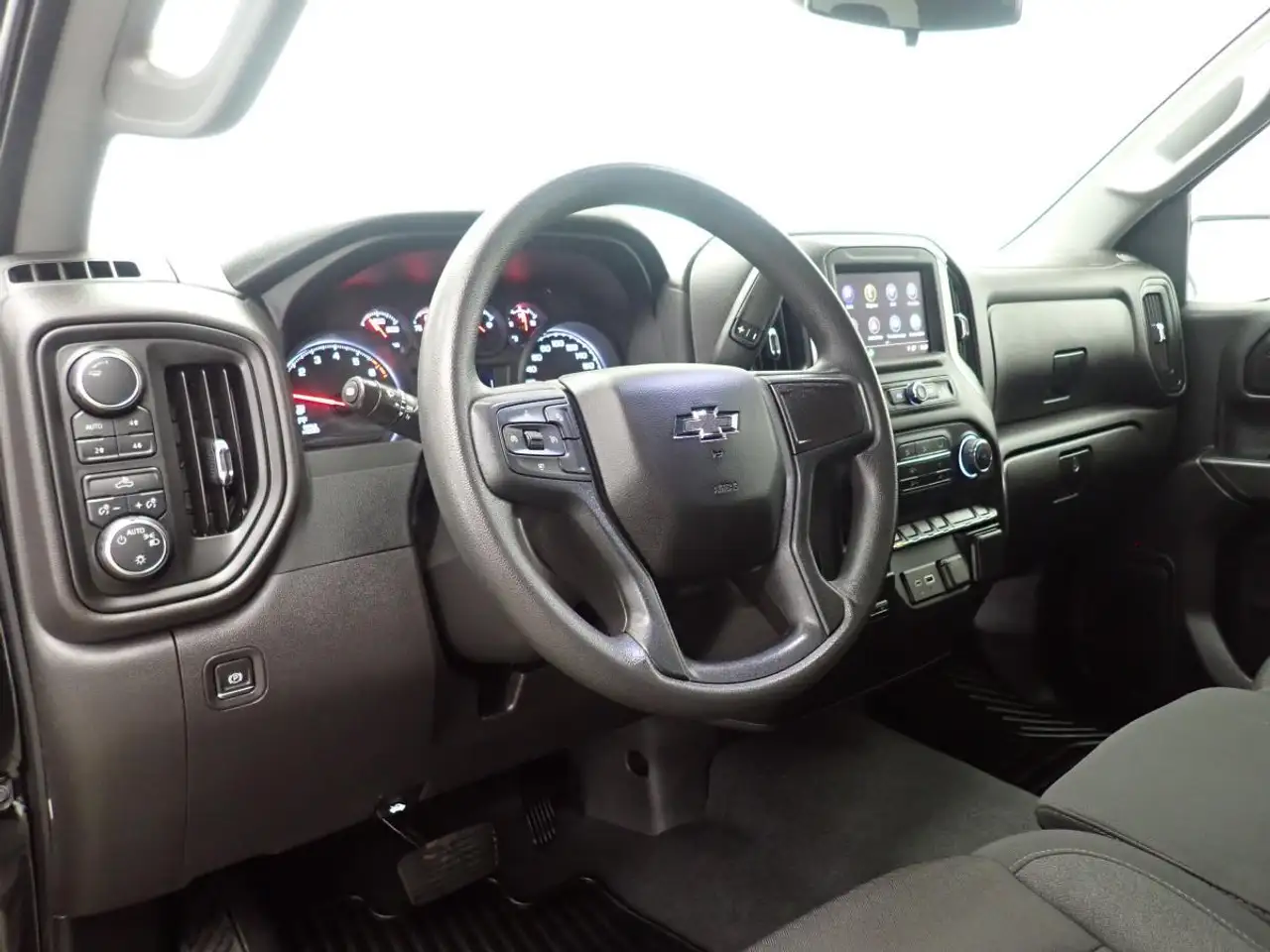 Chevrolet Silverado 1500 снимка Chevrolet Silverado 1500
