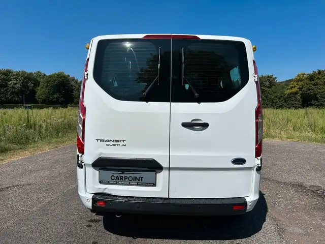 Ford Transit view 4