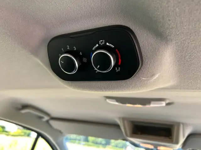 Ford Transit view 13