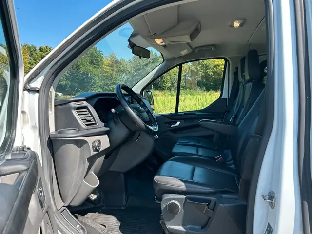 Ford Transit view 15