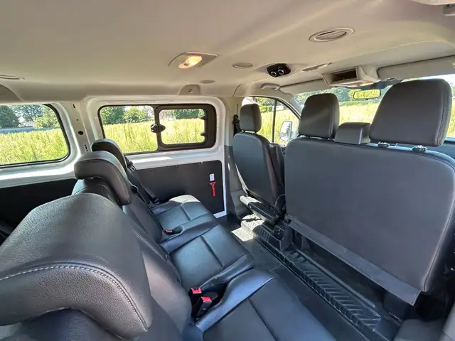 Ford Transit view 12