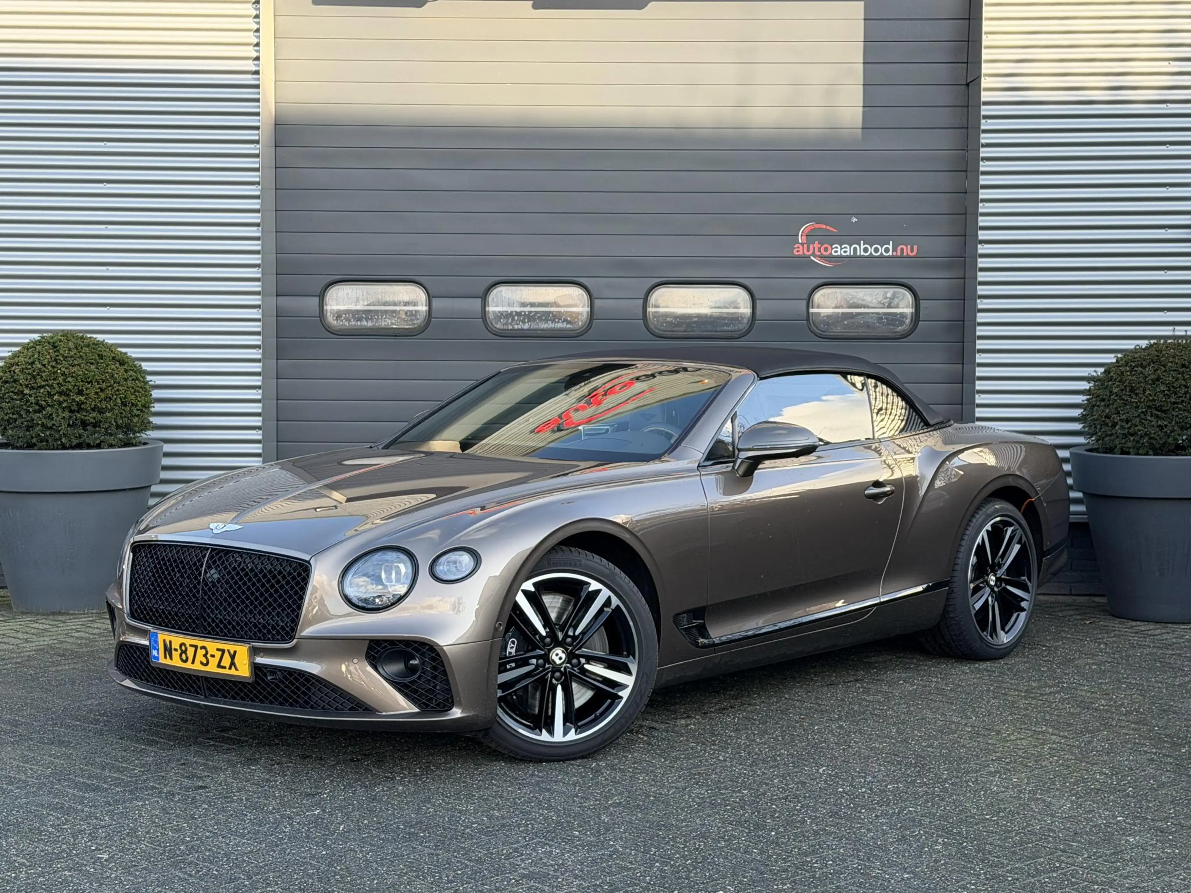 Bentley Continental GTC 6.0 W12 | 360* Camera | Massage | Head-Up | Nightv