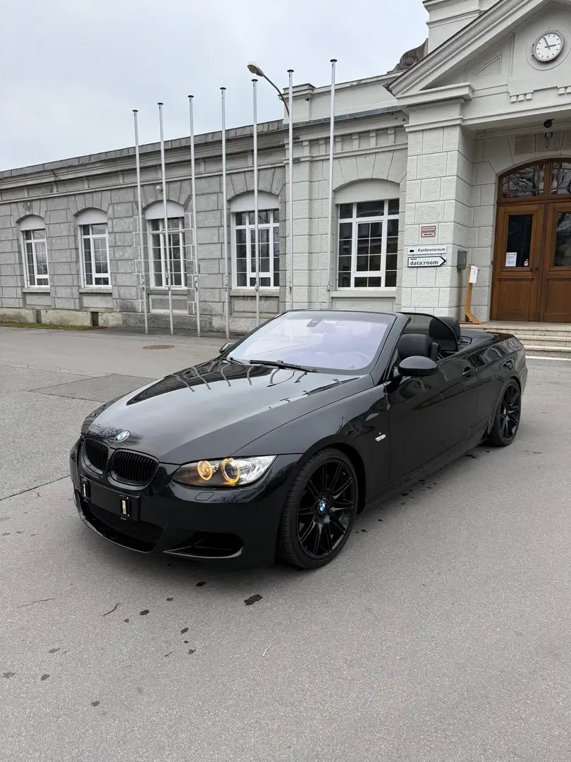 BMW 335 335i Cabrio DKG M-Paket Schwarz - 1