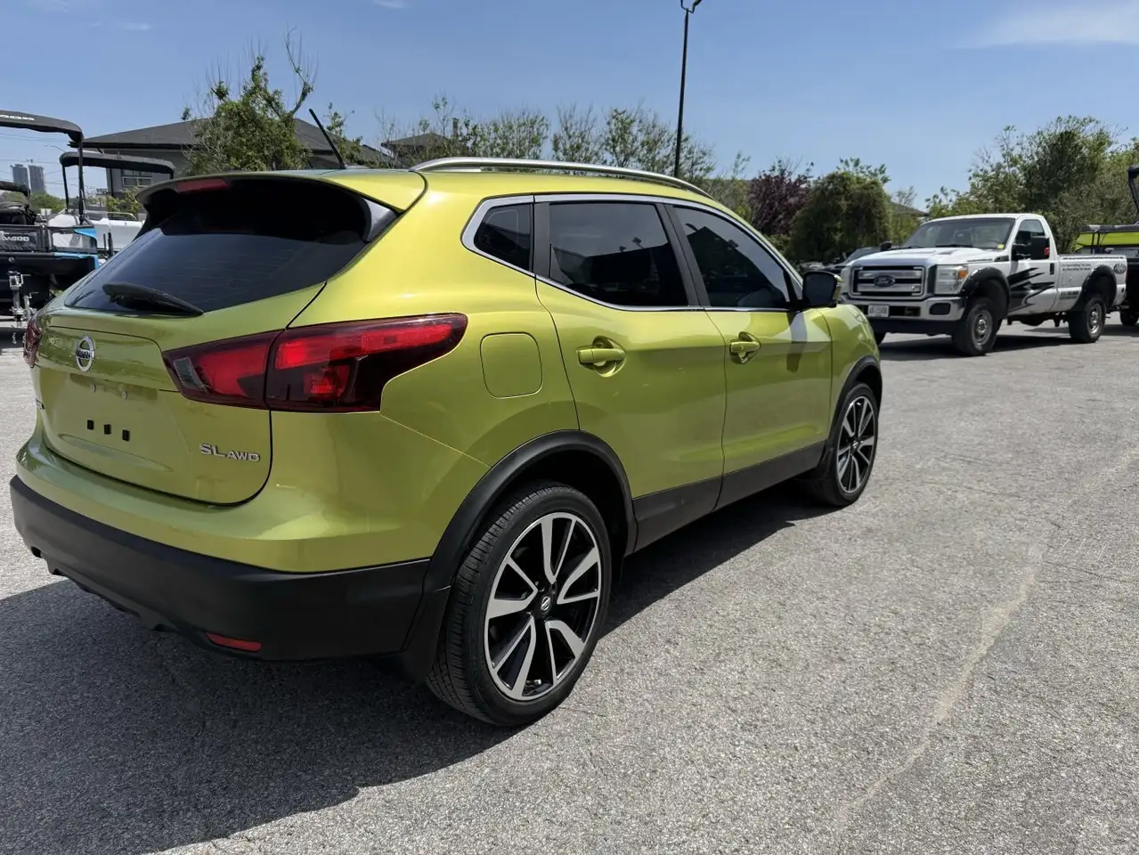 Nissan Qashqai снимка Nissan Qashqai