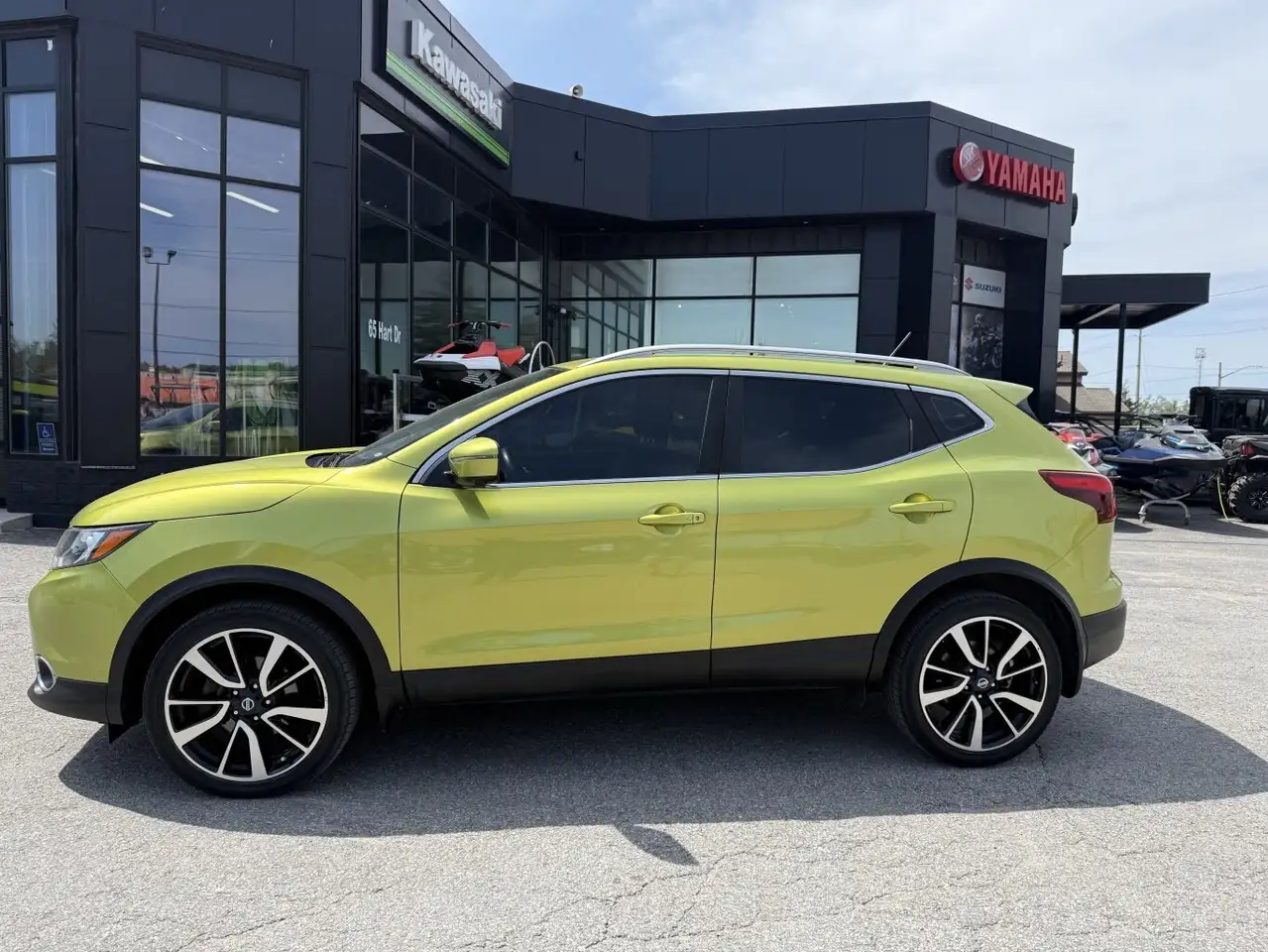 Nissan Qashqai снимка Nissan Qashqai