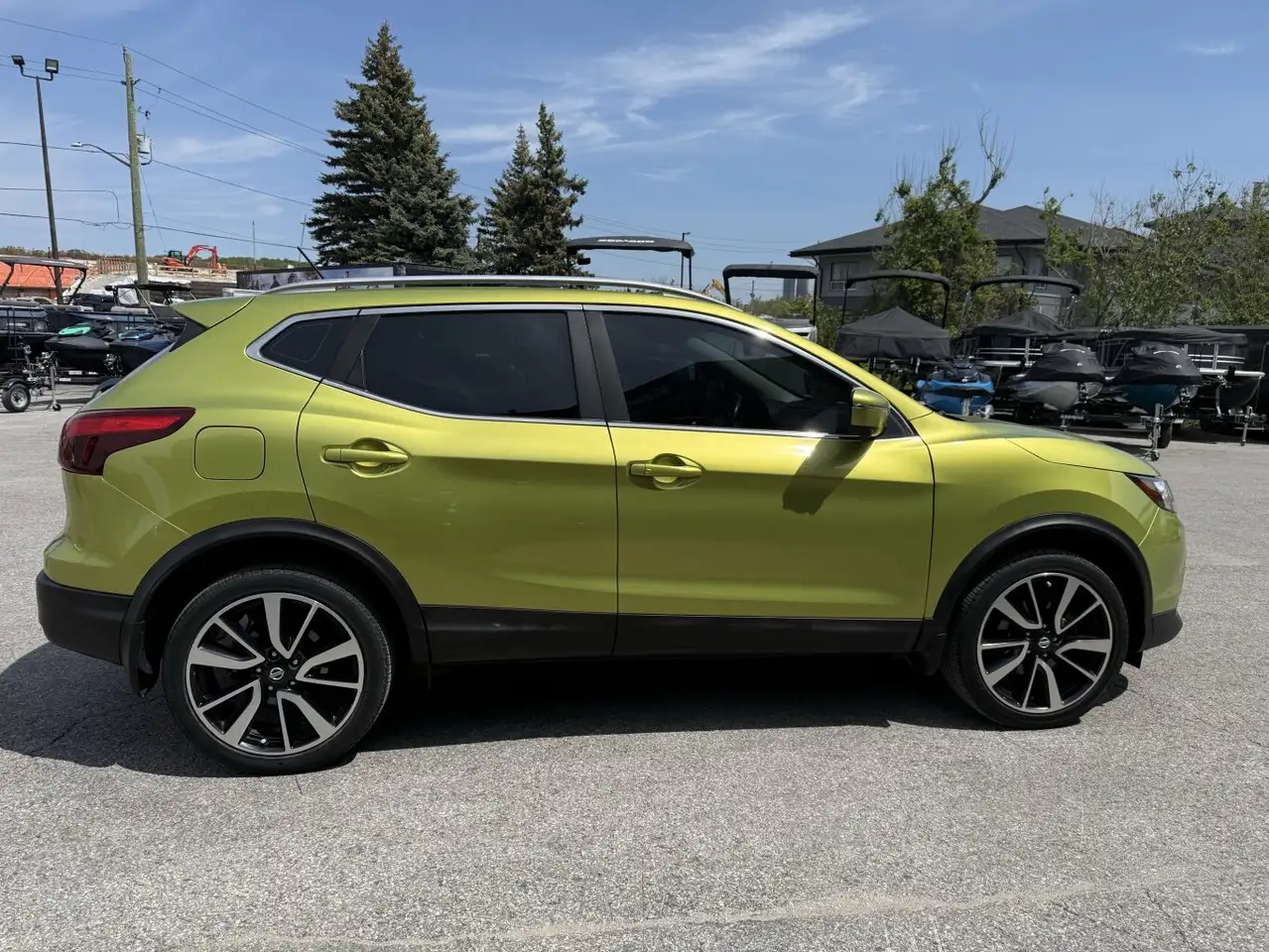 Nissan Qashqai снимка Nissan Qashqai