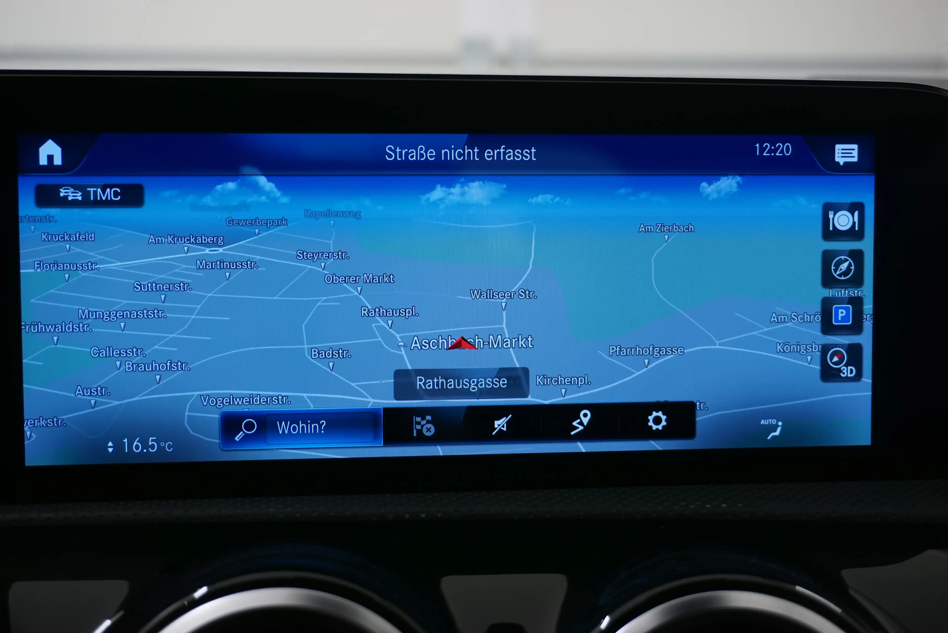 Mercedes-Benz A 180 d // Teilledersitze // Anhängervorrichtung // — photo 10