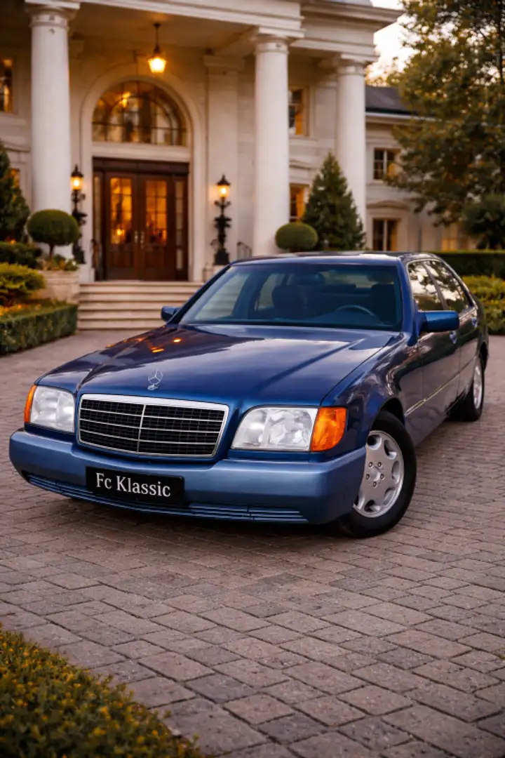 Mercedes-Benz 260 Berlina Automático de 5 Puertas Blau - 1