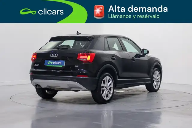 Audi Q2 view 5