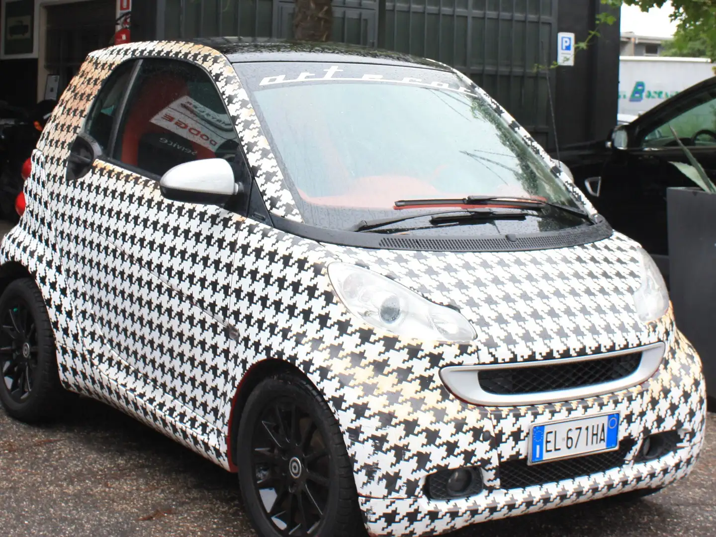 smart forTwo Fortwo II 2012 1.0 mhd wrappata PIED DE POULE Rouge - 2