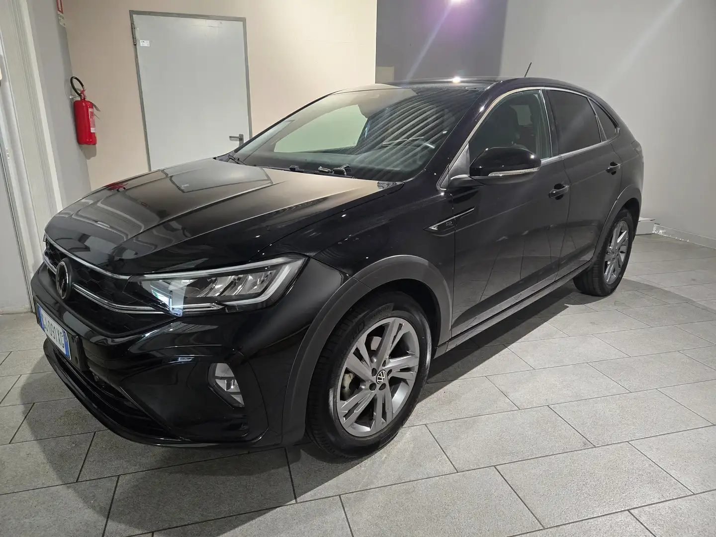 Volkswagen Taigo Taigo 1.0 tsi R-Line 110cv dsg Noir - 1