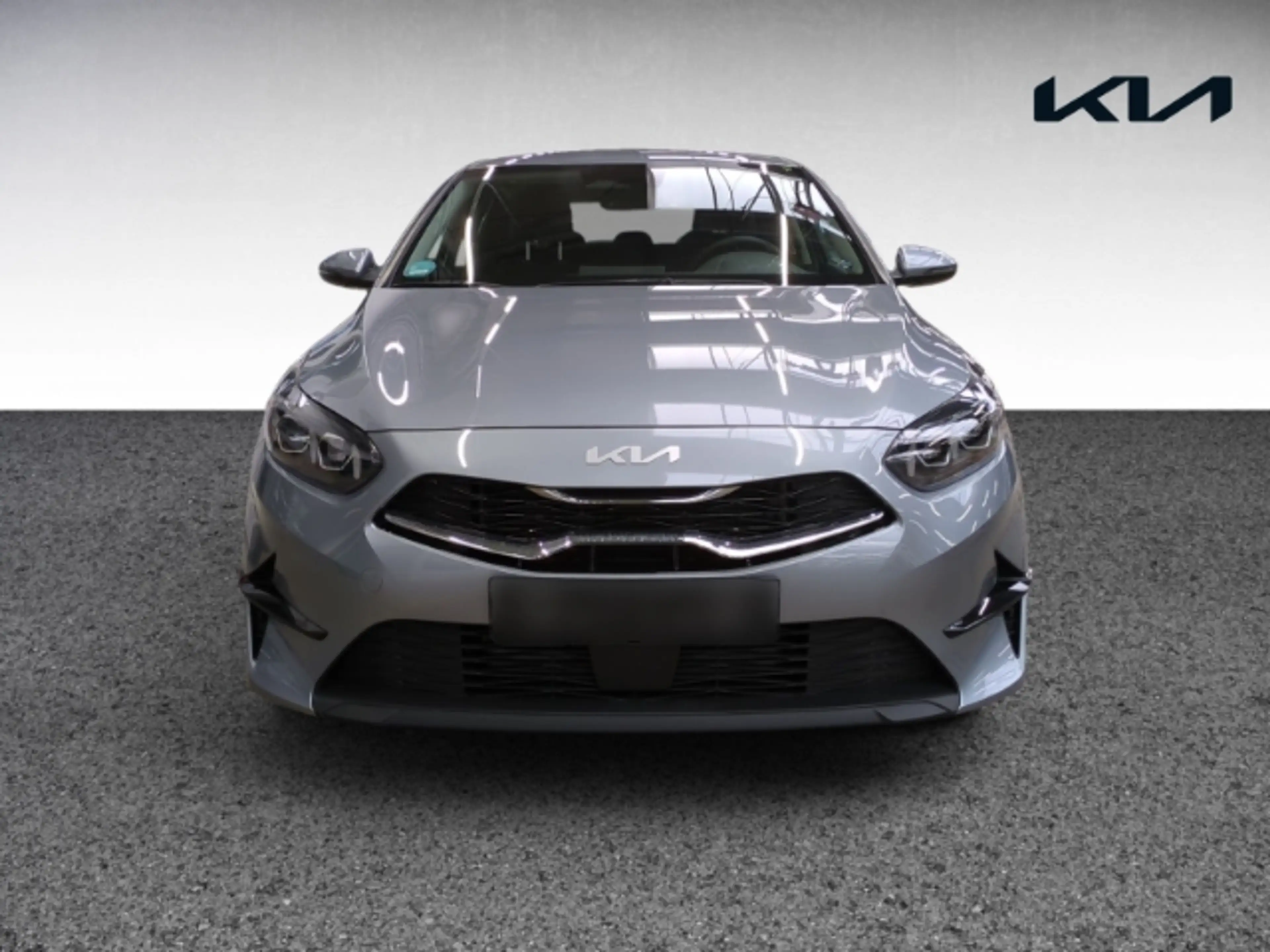 Kia Ceed / cee'd Spirit 5 1.5T NAVI,CARPLAY,KAMERA,SITZHZG,PDC — photo 2