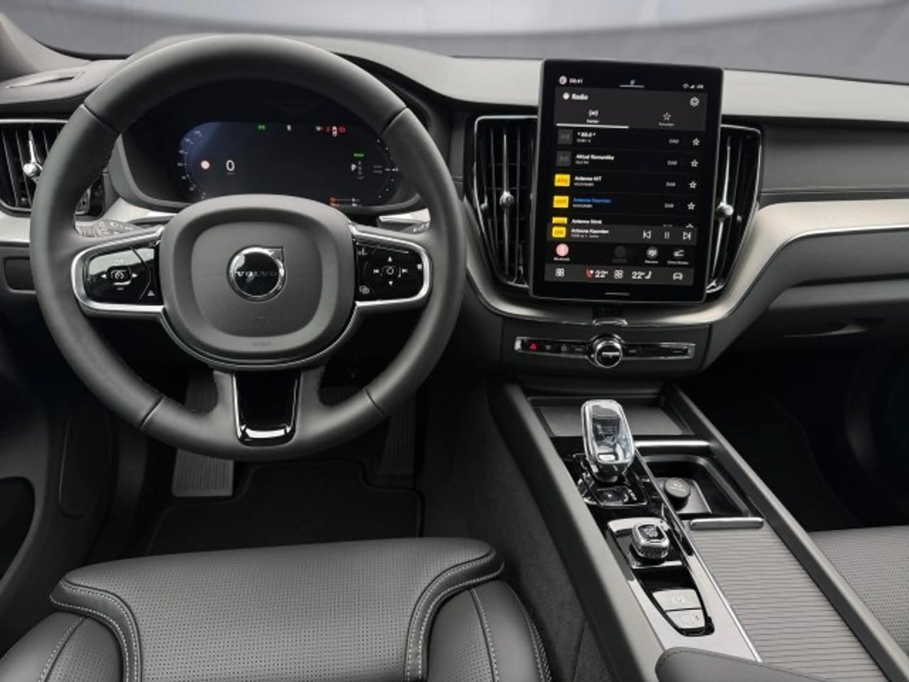 Volvo XC60 Black Edition Ultra, T6 AWD Plug-in Hybrid, Elektrisch/ — photo 9