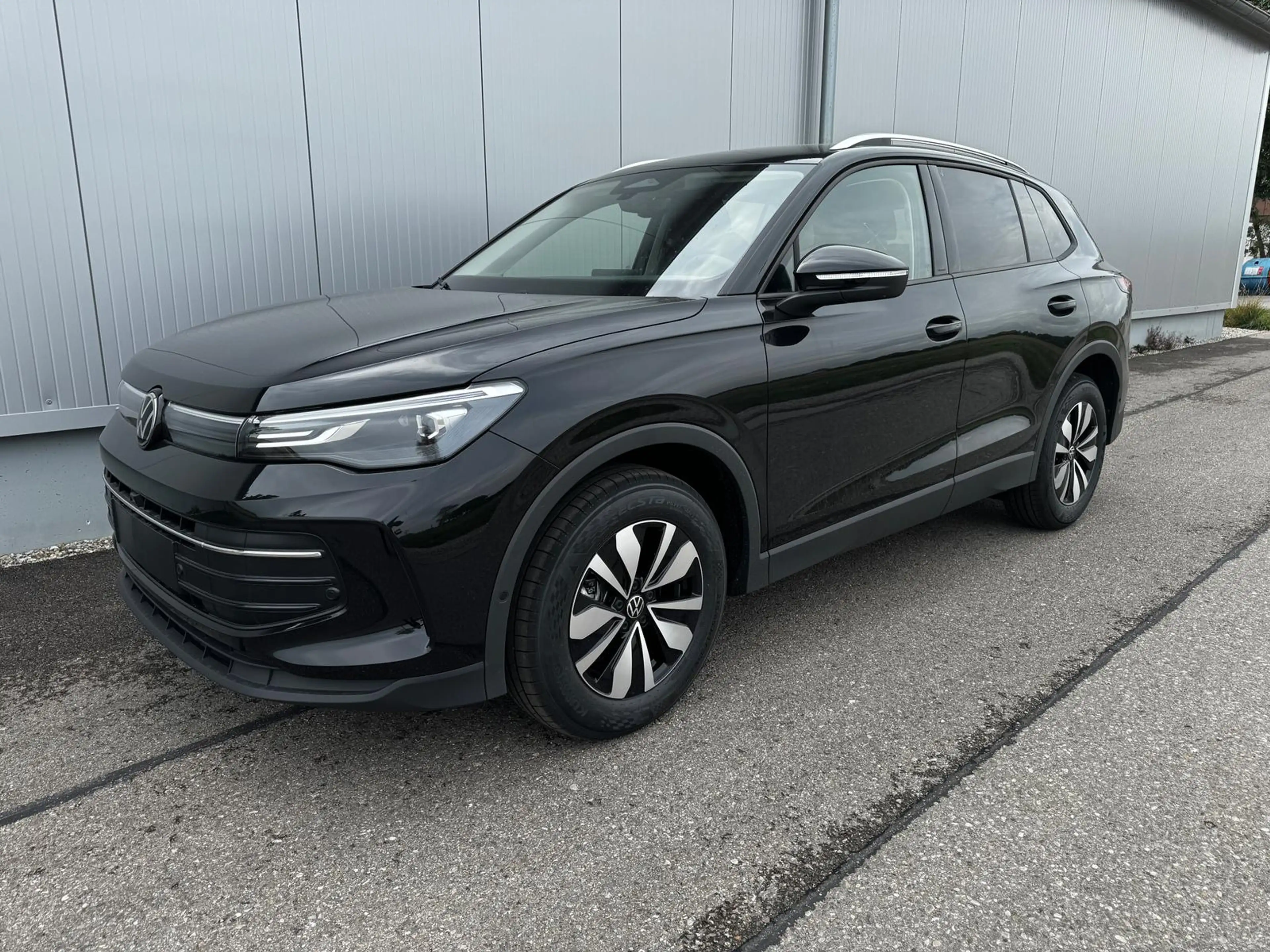 Volkswagen Tiguan 1.5 eTSI DSG Life AHK ACC 360 el. HK