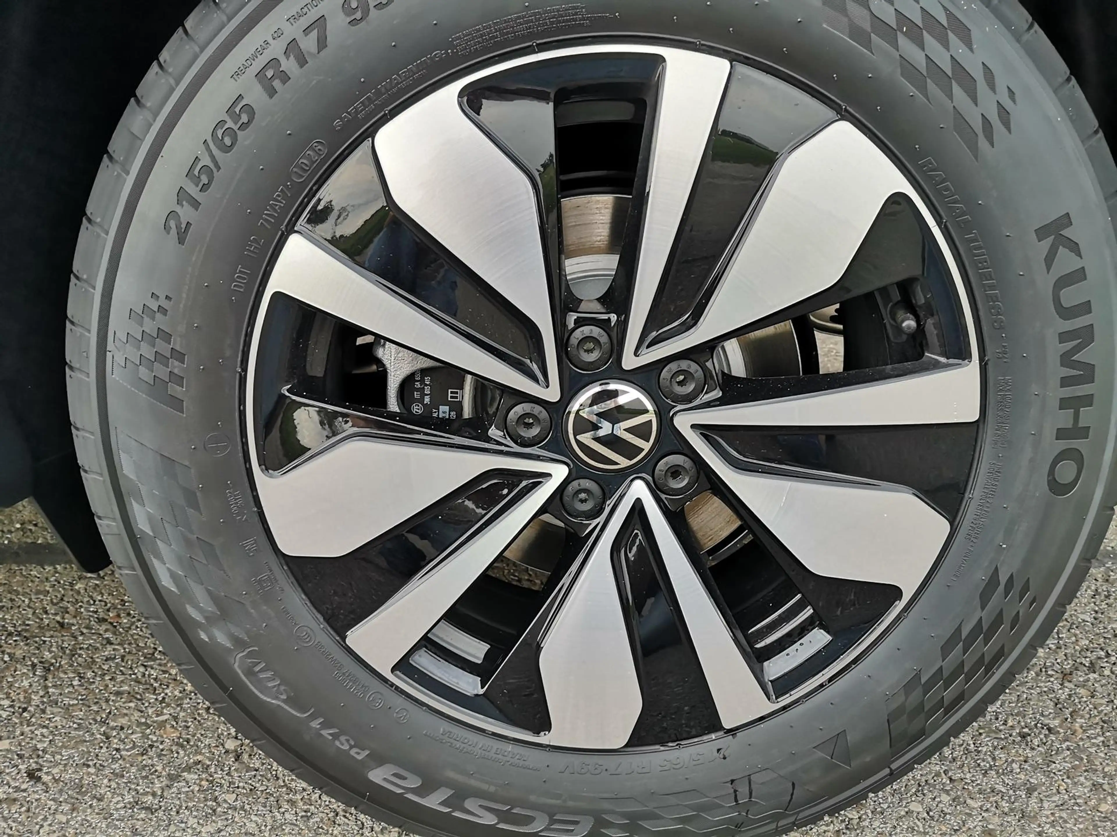 Volkswagen Tiguan 1.5 eTSI DSG Life AHK ACC 360 el. HK — photo 4