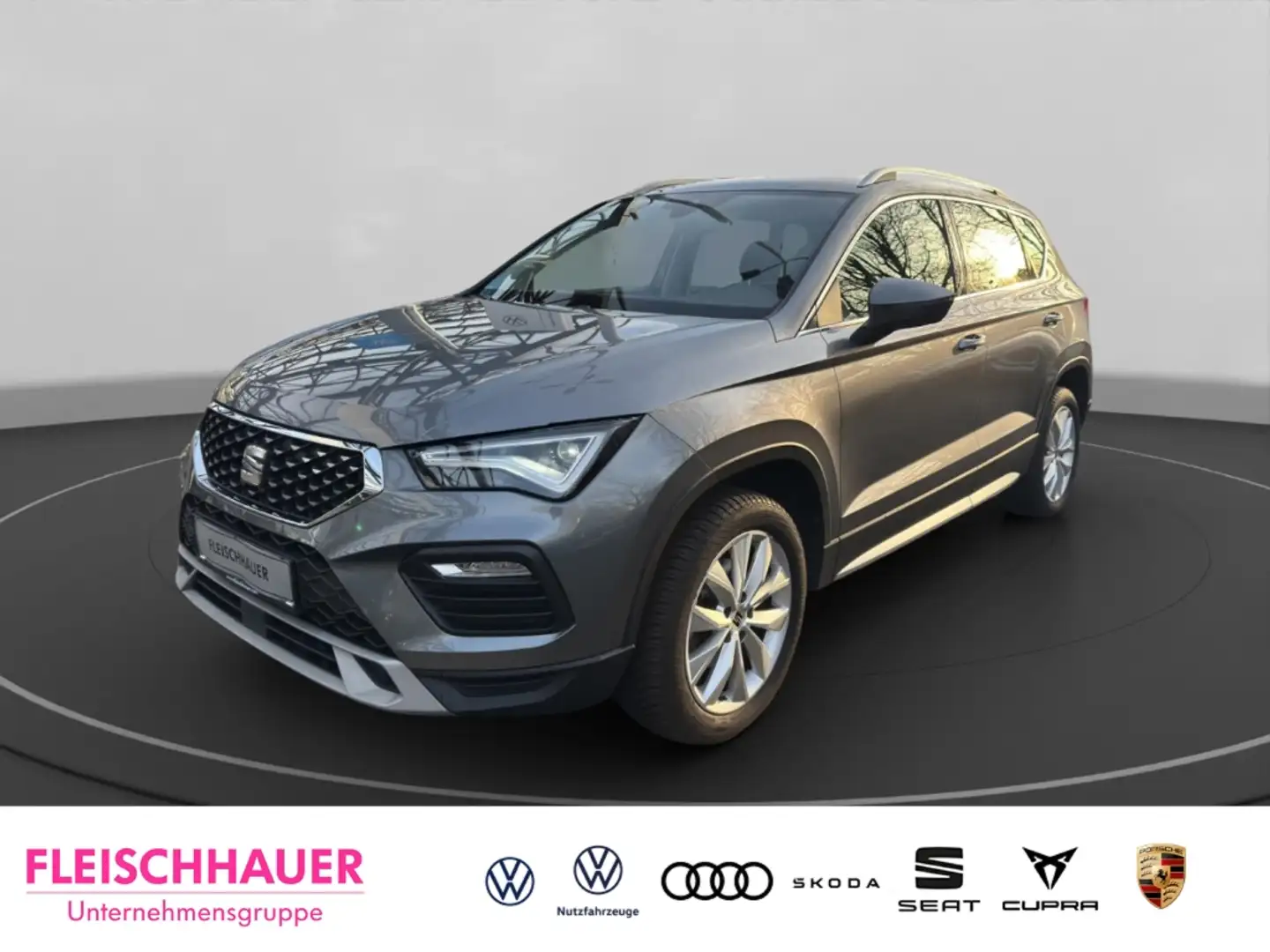 SEAT Ateca Xperience 1.5 TSI DSG Navi Digitales Cockpit Sound Grau - 1