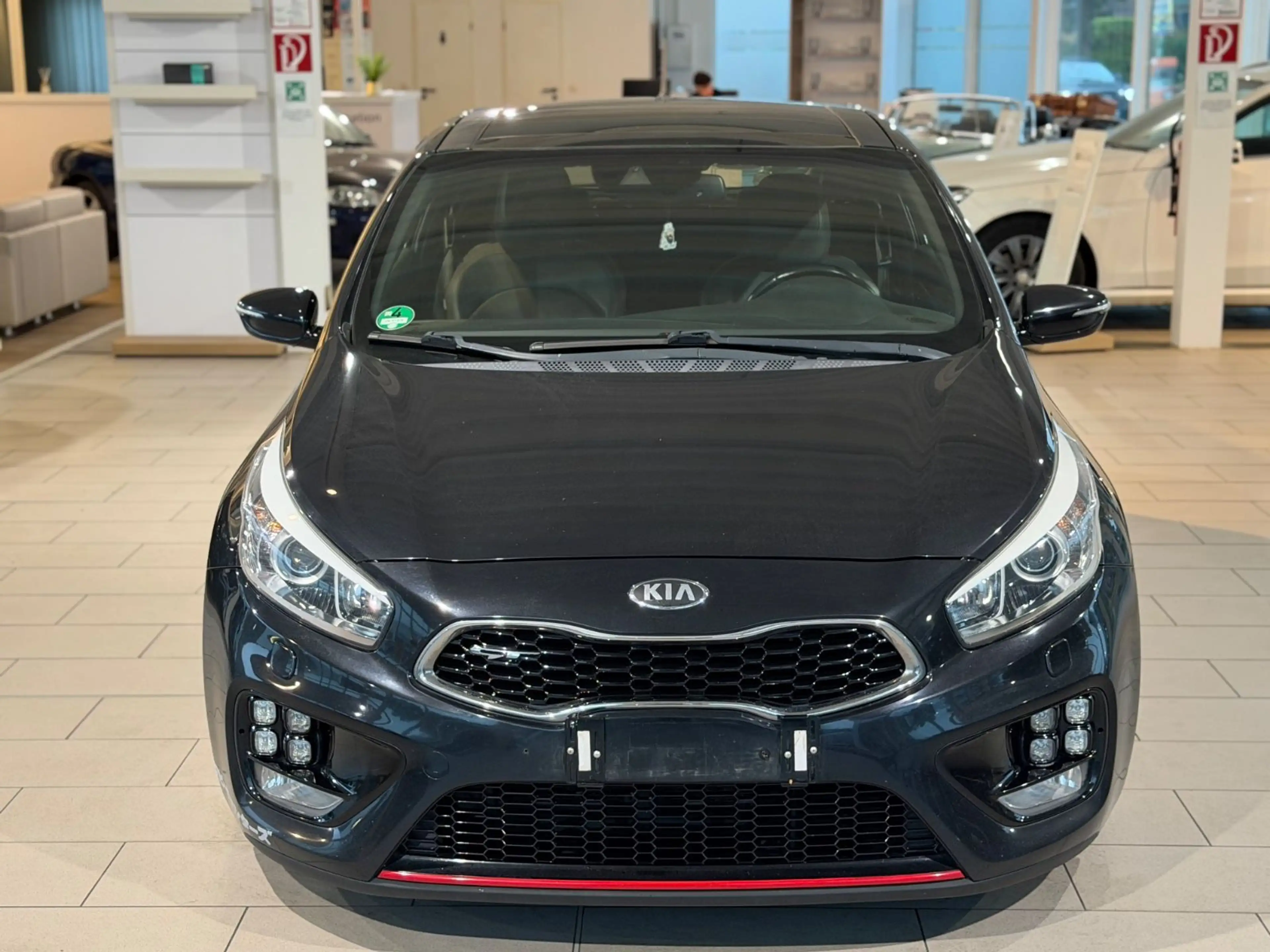 Kia ProCeed / pro_cee'd GT-Track*NAVI*RFK*S-DACH*LED — photo 10