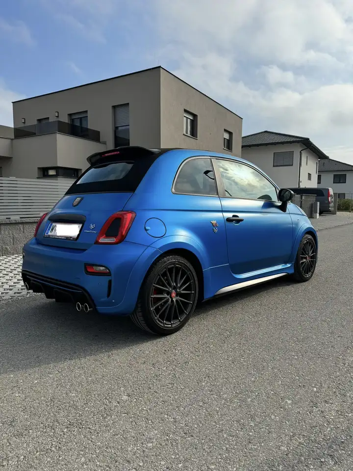 Abarth 595 Competizione 2021