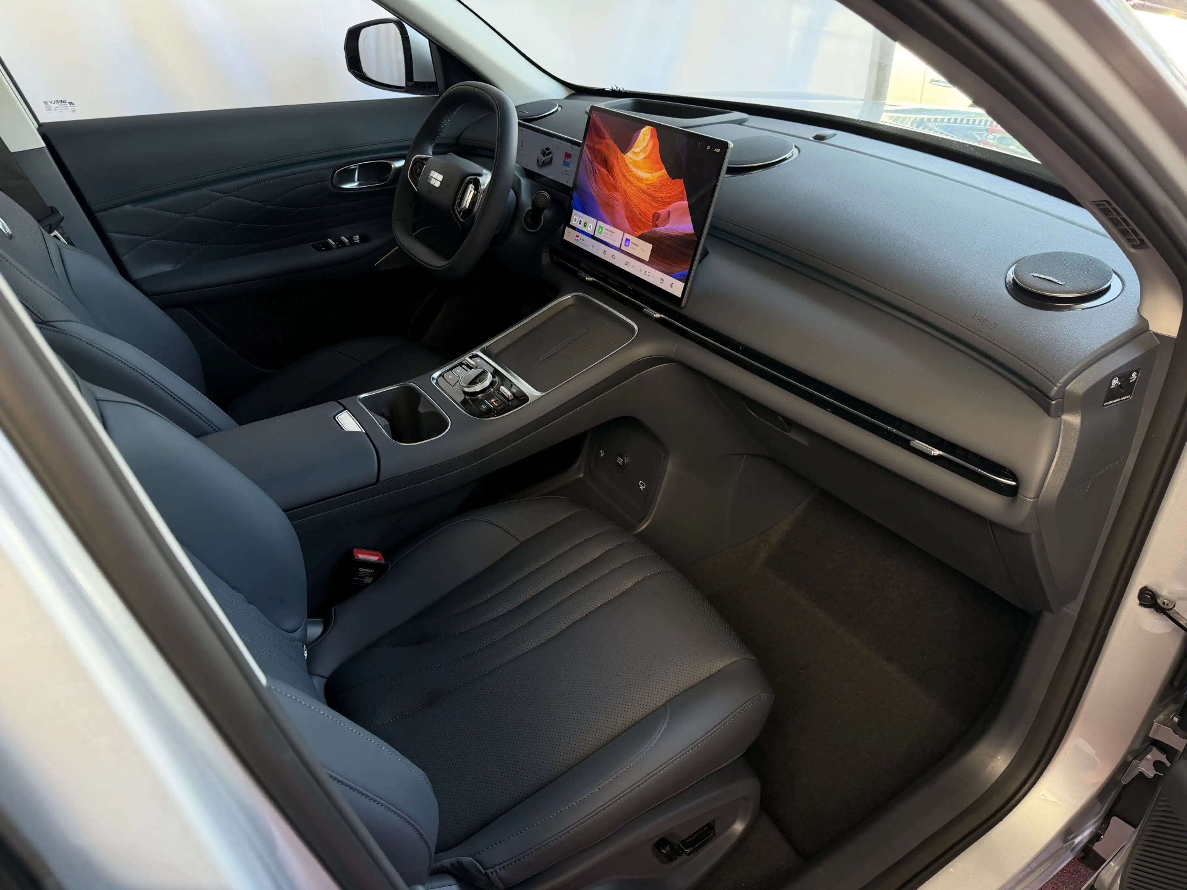 Geely Starray EM-i MAX+ PHEV LONG RANGE NIEUWE AUTO | 29,8 kWh ACCU | — photo 31