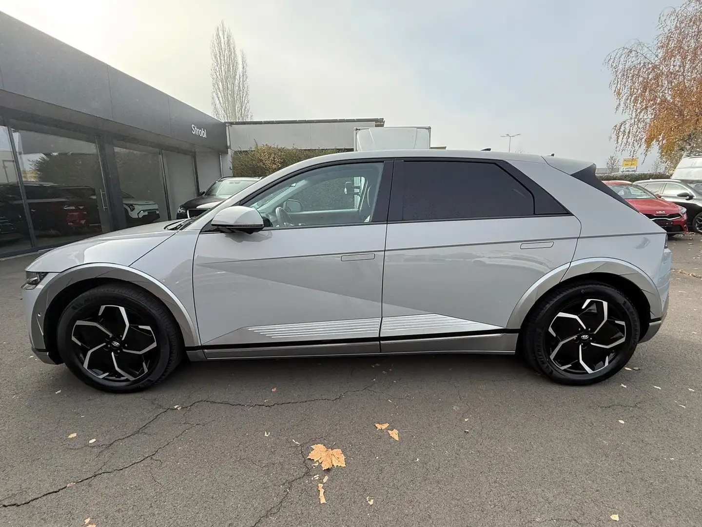 Hyundai IONIQ 5 Elektro 73kWh Long Range AWD Top Line Grau - 2
